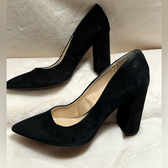 WOMENS SIZE 9.5 BLACK NINE WEST SUEDE BLOCK HEEL SHOES - Picture 2 of 7